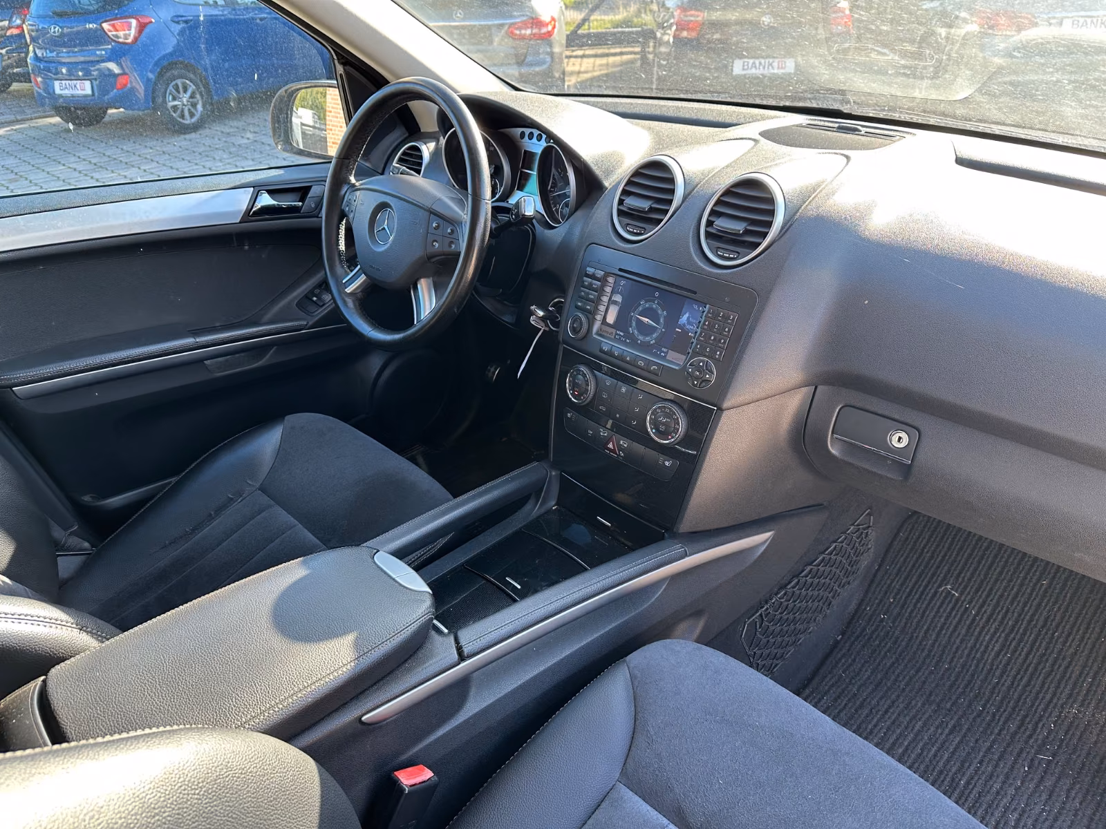 Mercedes-Benz ML 350 4Matic Pack Sport | 272 ch | BVA | Toit ouvrant | GPS | Sièges chauffants | Phares xénon