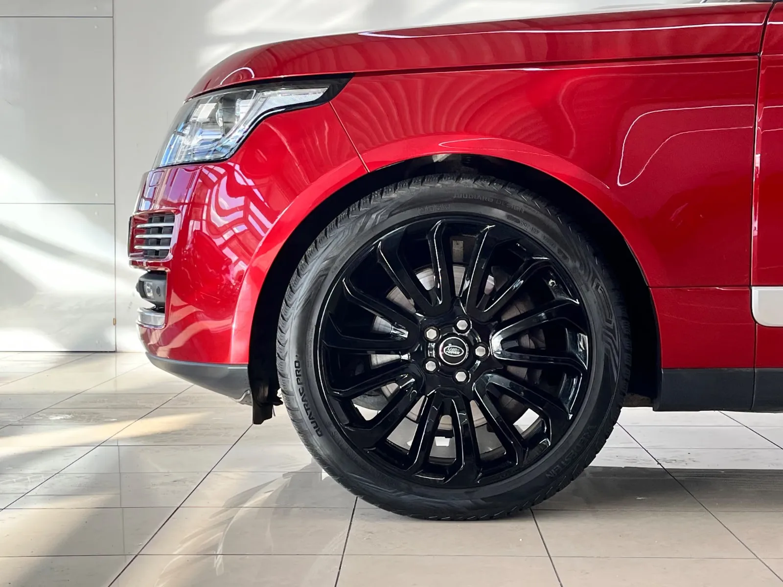 Land Rover Range Rover 5.0 V8 Autobiography | 510 ch | BVA | Toit panoramique | Meridian | Caméra 360 | Attelage | Sièges ventilés