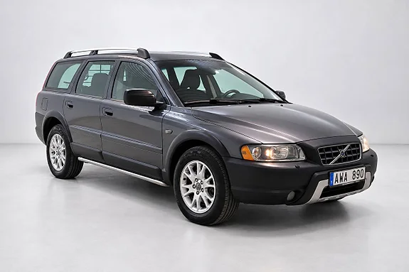 VOLVO XC70 D5 AWD 185 ch BVM - 2ème MAIN - CUIR - ATTELAGE - 153900 KM