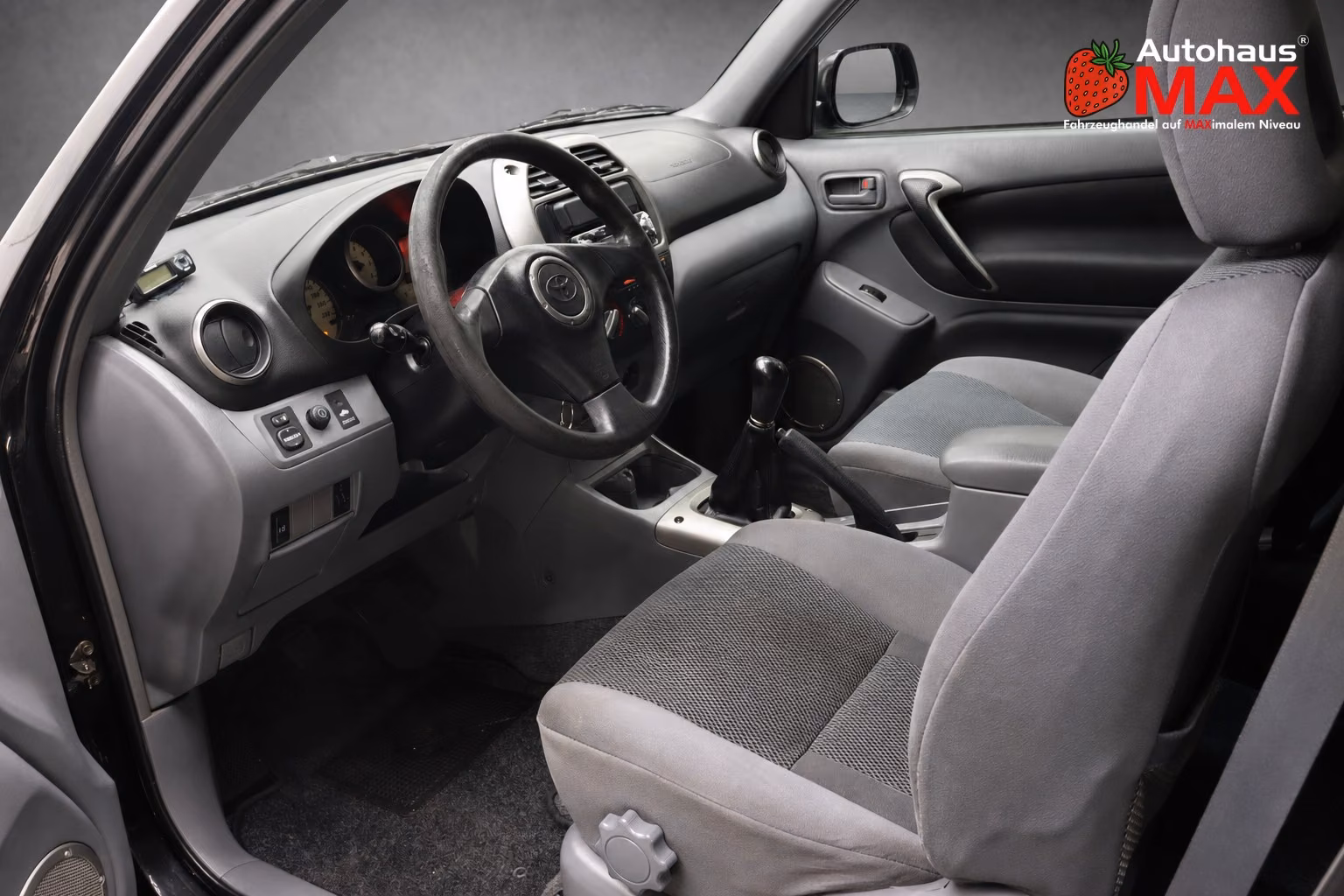 TOYOTA RAV4 1.8 VVT-i 125ch - CLIMATISATION - ATTELAGE AMOVIBLE - RÉGULATEUR DE VITESSE - JANTES ALLIAGE