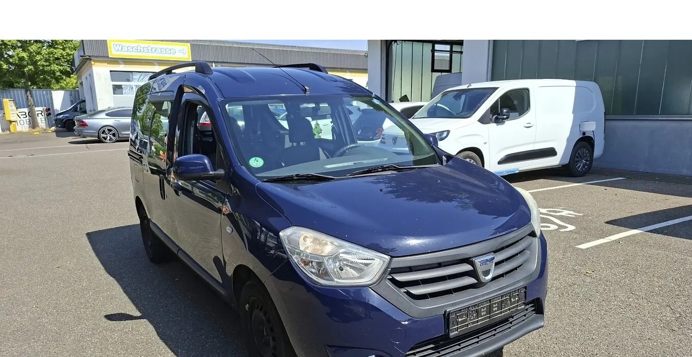DACIA DOKKER 1.5 DCI 90 ECO² LAUREATECLIMGPS ATTELAGE | 90 ch | BVM