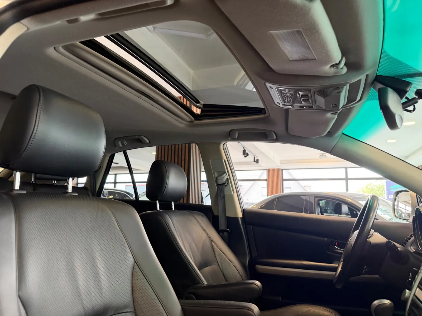 Lexus RX 400h | 272 ch | BVA | Cuir | Toit ouvrant | GPS | Xénon | Sièges chauffants à mémoire