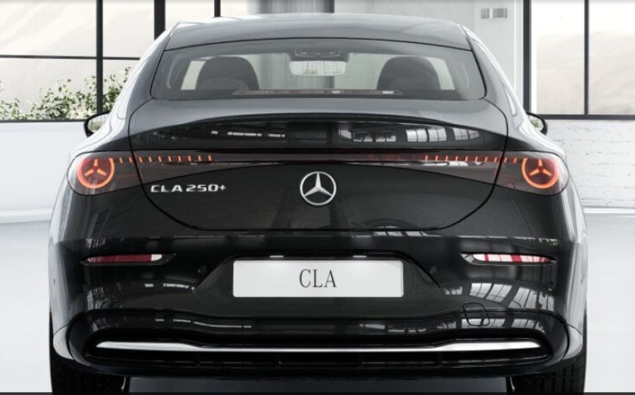 MERCEDES-BENZ CLA - 250 - 272 CV - BVA - 1er MAIN