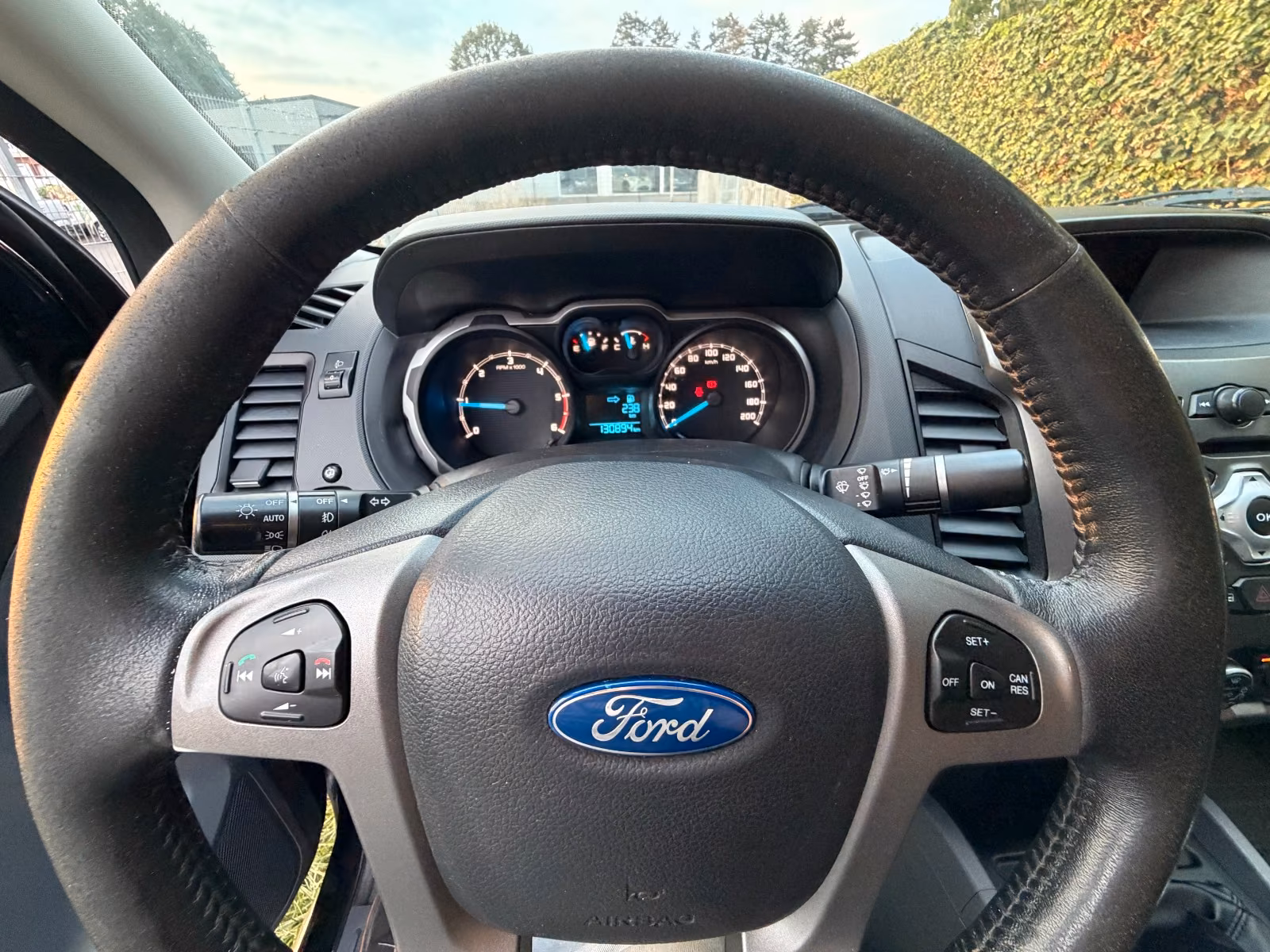 FORD RANGER LIMITED DOUBLE CABINE  4X4*TÜV *GARANTIE | 150 ch | BVM |