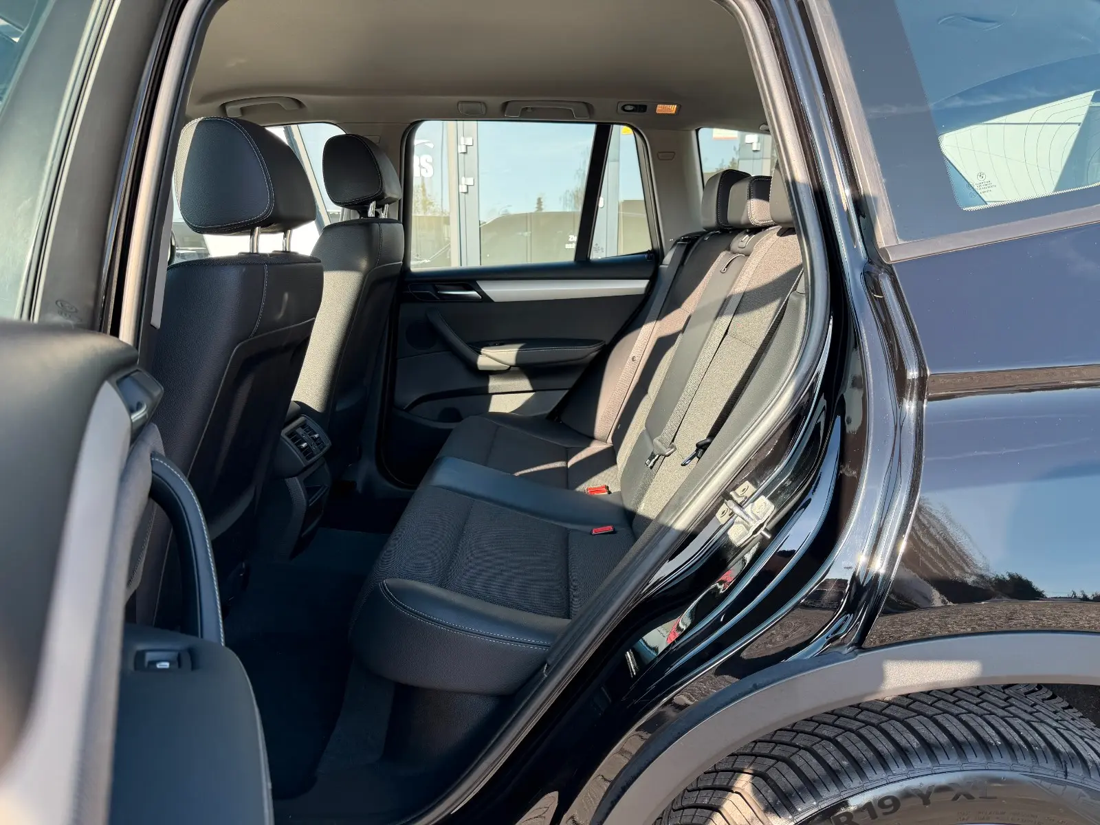 BMW X3 xDRIVE 20d 184ch BVA8 4x4 - CUIR - GPS - SIÈGES CHAUFFANTS - ATTELAGE - LED - RADARS AVANT/ARRIÈRE