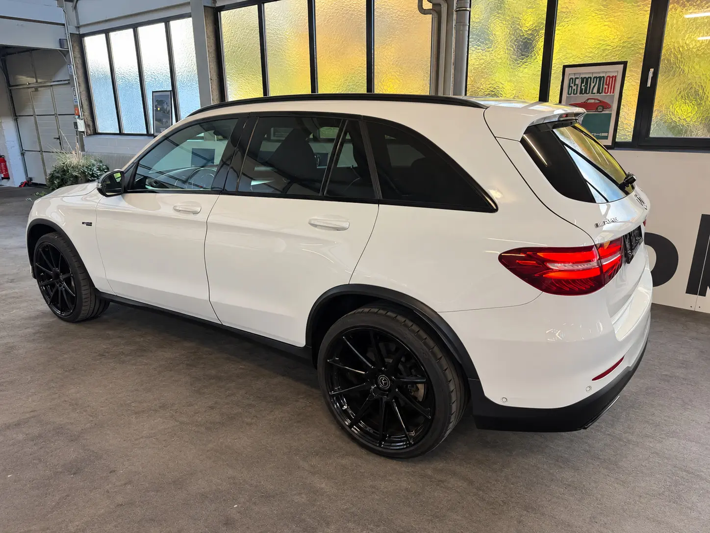 Mercedes-Benz Classe GLC 43 AMG 4MATIC | 390 ch | BVA | Toit panoramique | Burmester | Affichage tête haute | Suspension pneumatique | Attelage