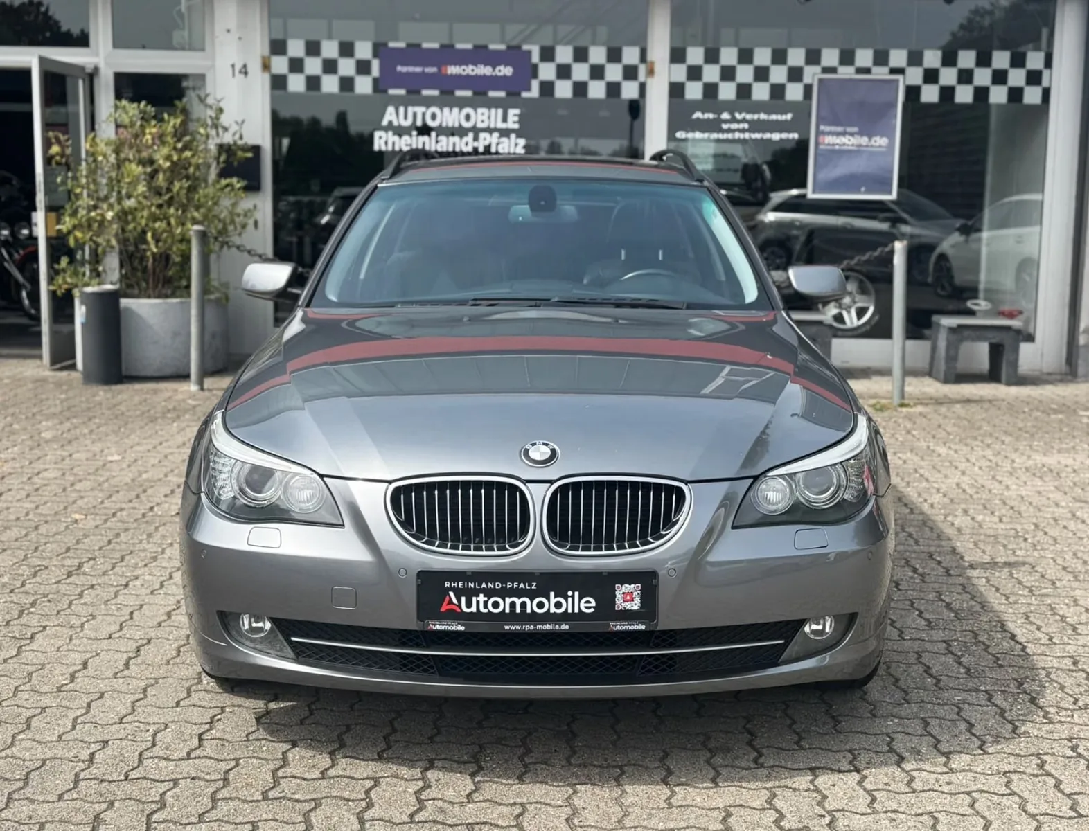 BMW Série 5 530i Touring | 272 ch | BVA | Toit panoramique | Cuir | Suspension pneumatique | GPS | Attelage