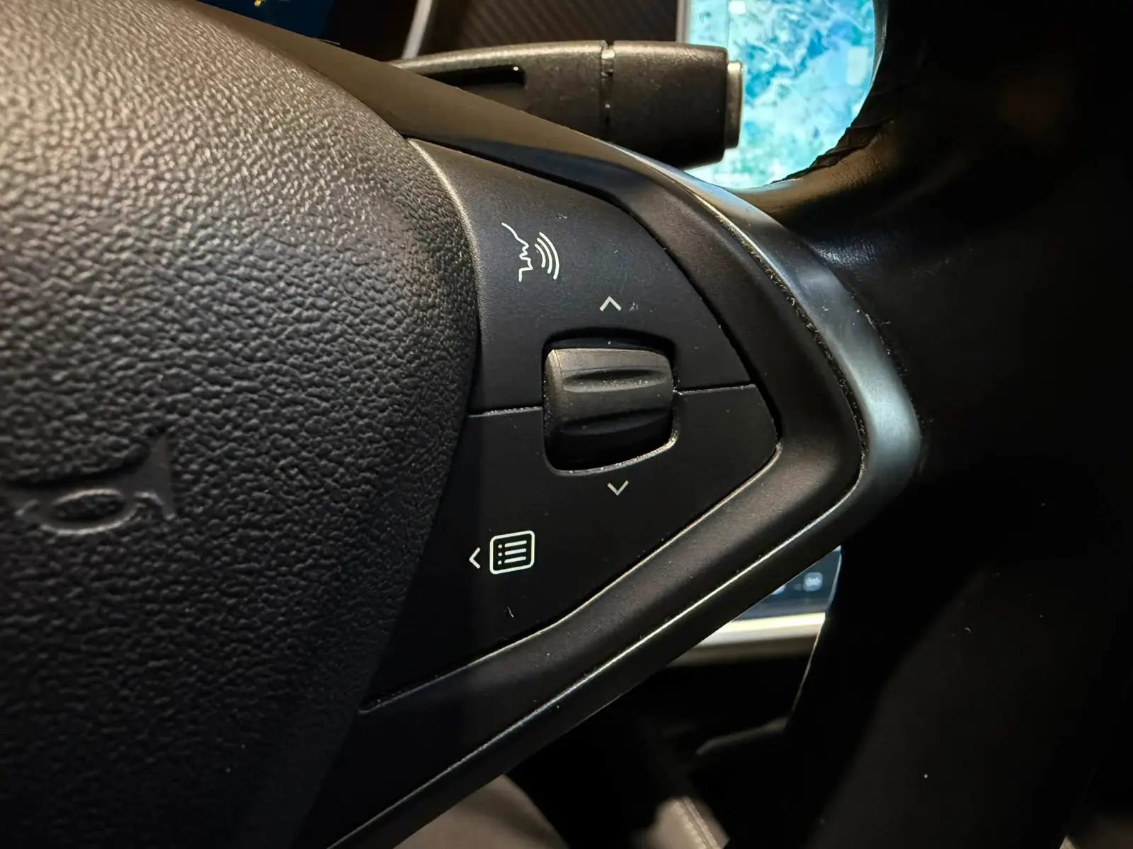 Tesla Model S Performance 85 367ch - Supercharge gratuite - Jantes 17" - Régulateur - Toit panoramique - Sièges chauffants éléctriques