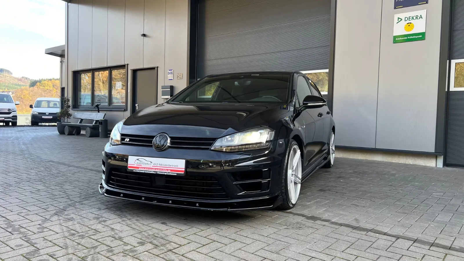 VOLKSWAGEN GOLF VII - R 4MOTION - 300 CV - BVM - HISTORIQUE COMPLET