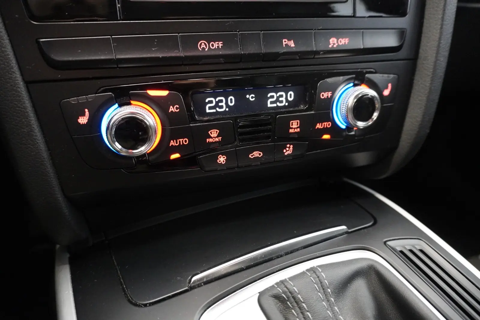 Audi A4 2.0 TFSI quattro 224 ch S line • S tronic • GPS • Radars AV/AR • Audi Sound System