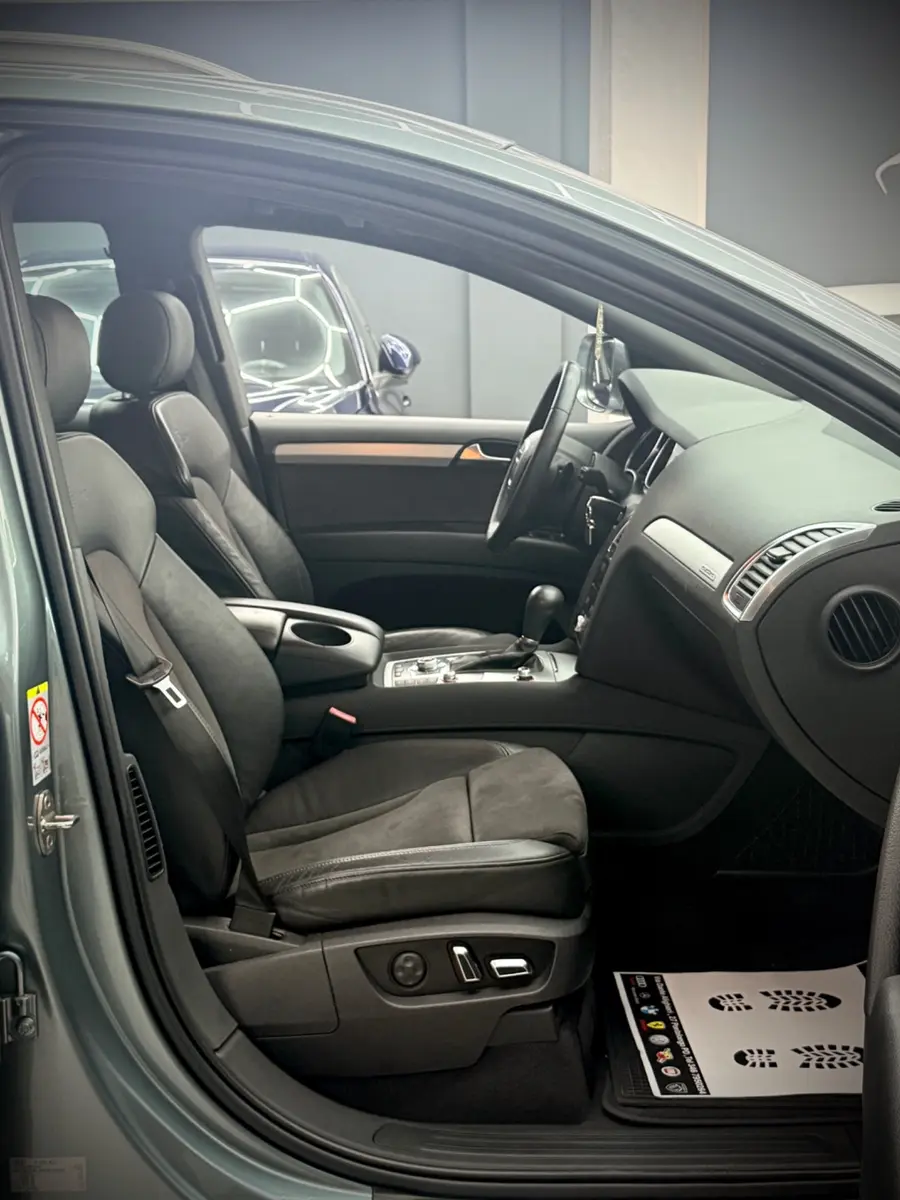 Audi Q7 3.0 V6 TDI quattro S-line | 239 ch | BVA | Cuir et Alcantara | Feux directionnels | Sièges électriques | Régulateur de vitesse