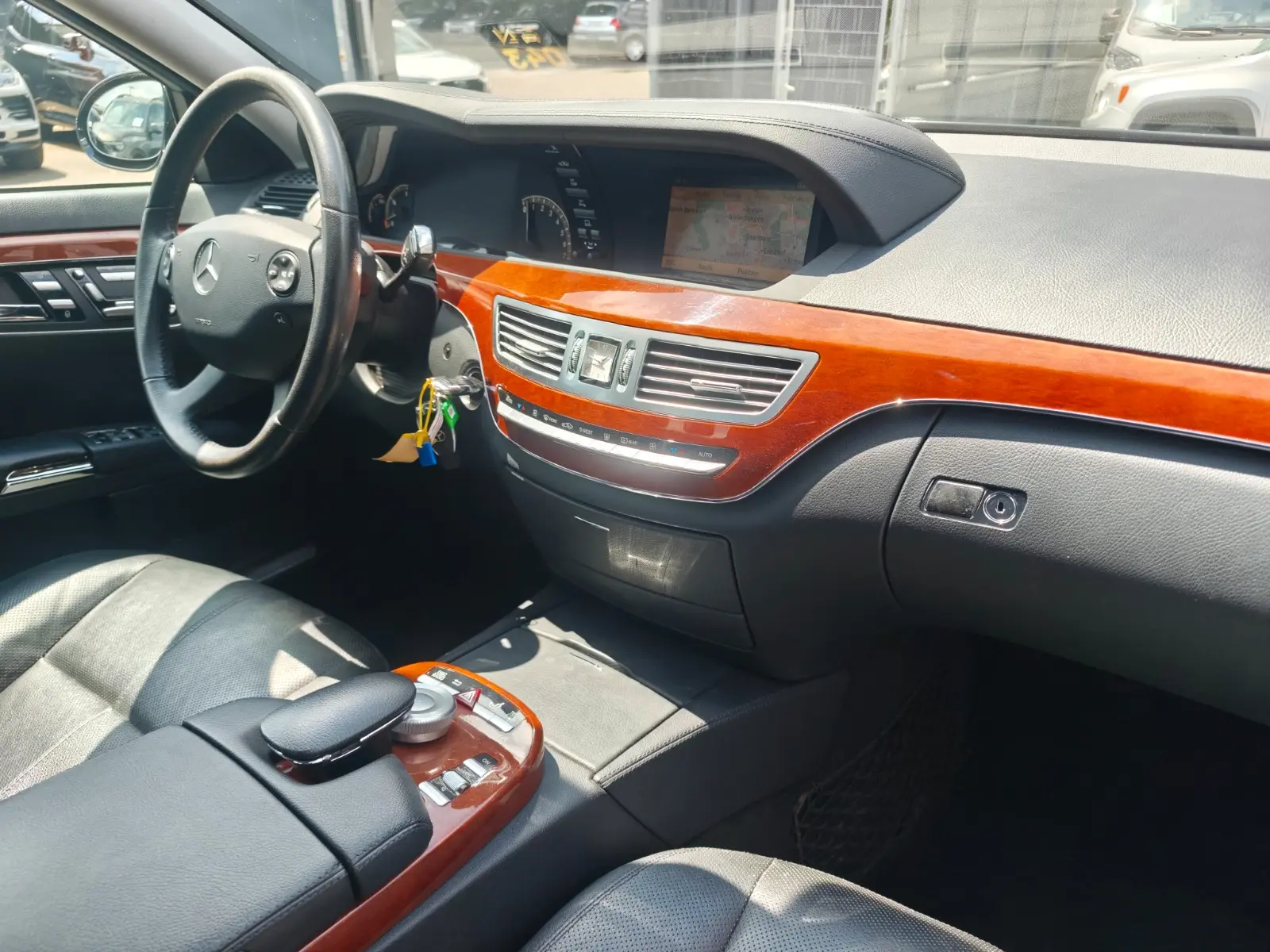 Mercedes-Benz Classe S 350 | 272 ch | BVA | Cuir | Suspension pneumatique | Chauffage auxiliaire | Sièges chauffants et ventilés | GPS