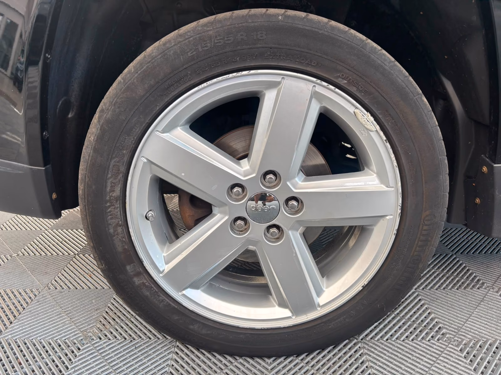 Jeep Compass 2.4 170 ch 4x4 Limited • Boîte auto • Cuir • GPS • Sièges chauffants • Radars AV/AR