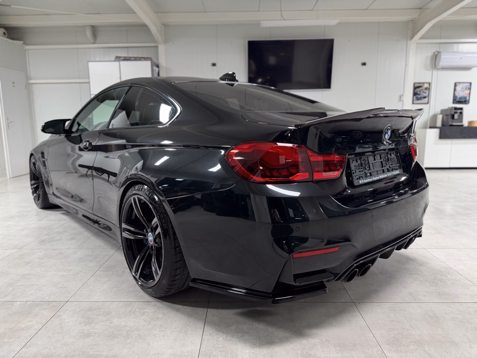 BMW M4 COUPE 431CH