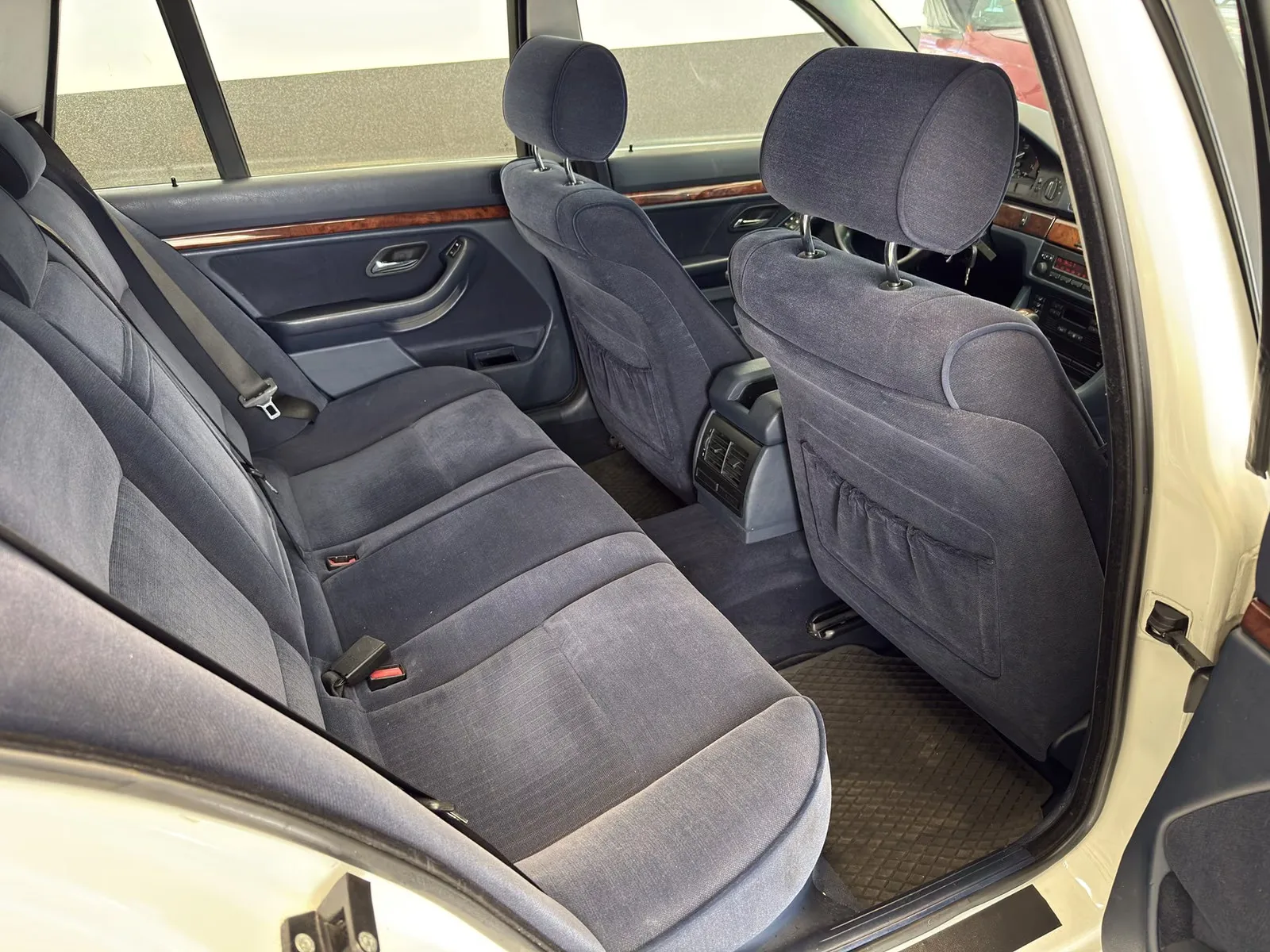 BMW 540 i TOURING 4.4 286 ch BVA - ATTELAGE - 255000 km