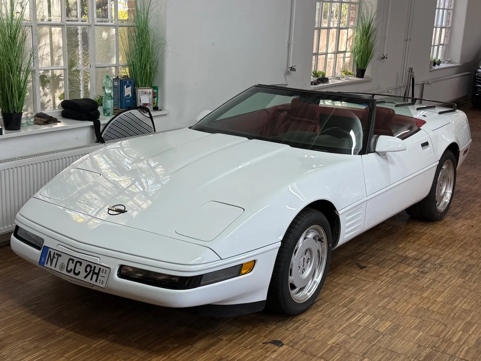CHEVROLET CORVETTE C4 CABRIOLET 5.7 V8 299ch BVM6 - CUIR RECARO - CLIMATISATION - ÉCHAPPEMENT SPORT - VÉHICULE DE COLLECTION