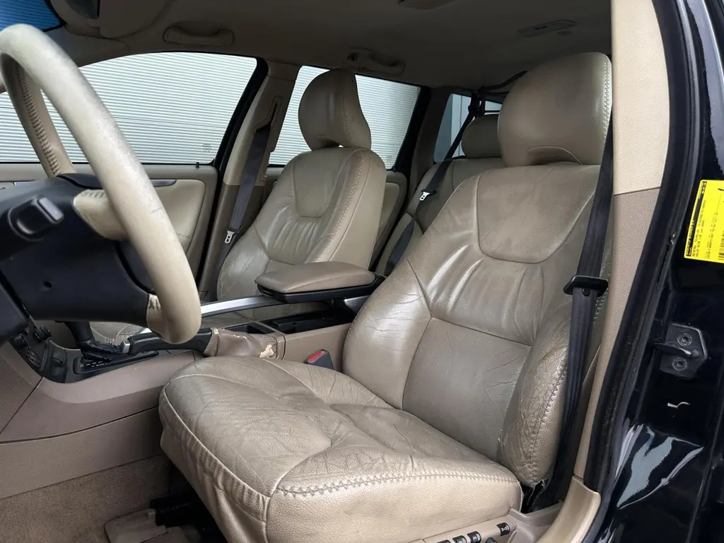 VOLVO XC70 2.5T 210 ch AWD 4x4 BVA CONFORT LINE - 289890 km