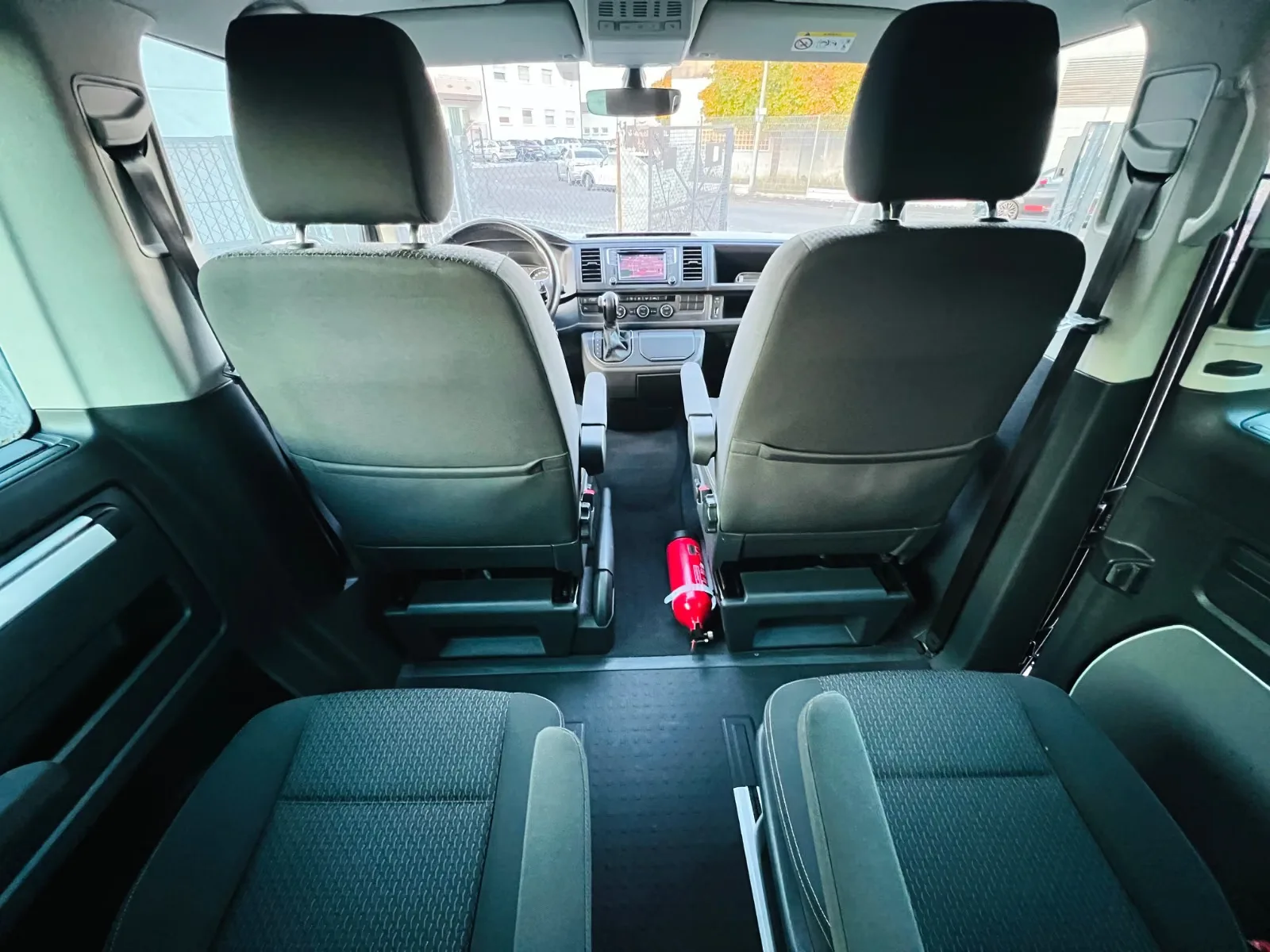 VOLKSWAGEN T6 MULTIVAN 2.0 TDI 150CH - DSG - GPS - CAMÉRA - ATTELAGE - 7 PLACES - 114.000 KMS