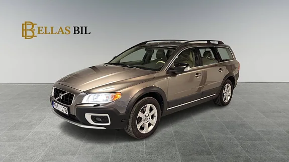 VOLVO XC70 D5 AWD 185 ch SUMMUM BVA - CUIR - ATTELAGE - 155600 km
