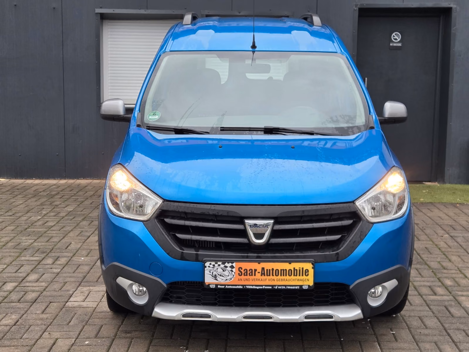 DACIA DOKKER STEPWAY 1.5 DCI / CLIMATISATION / RÉGULATEUR DE VITESSE | 90 ch | BVM | VOLANT EN CUIR