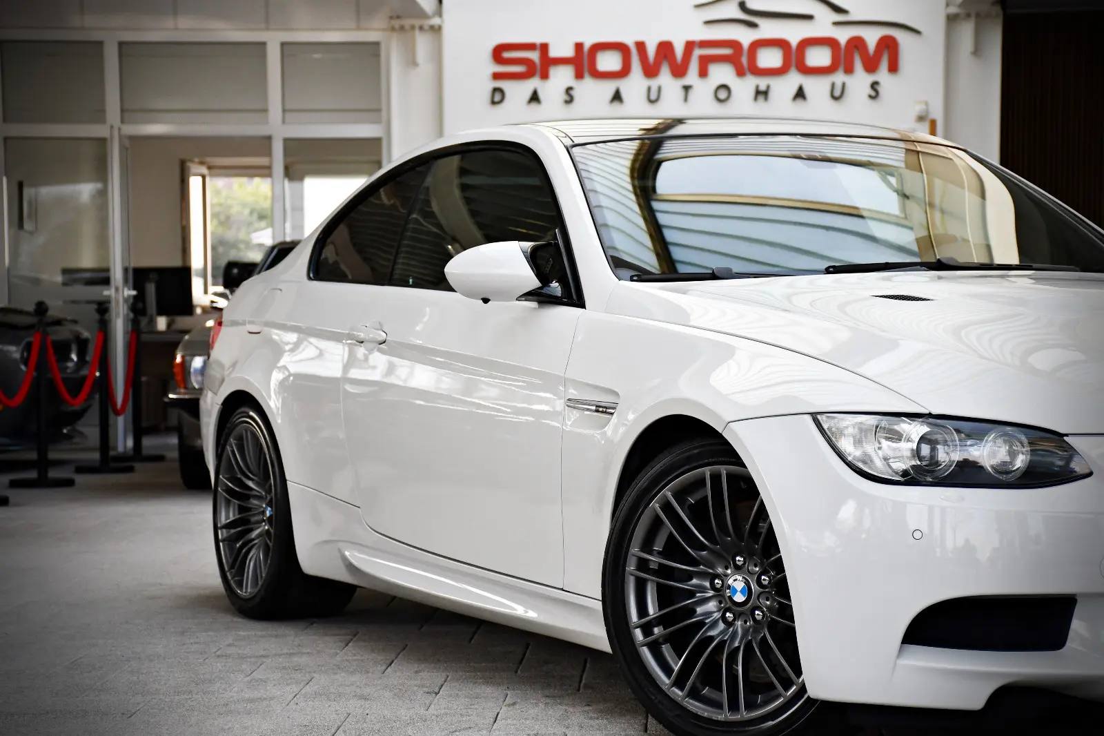 BMW M3 E92 V8 4.0 420 ch • Boîte manuelle • 79 800 km • Toit carbone • EDC • Cuir/Alcantara • GPS Pro