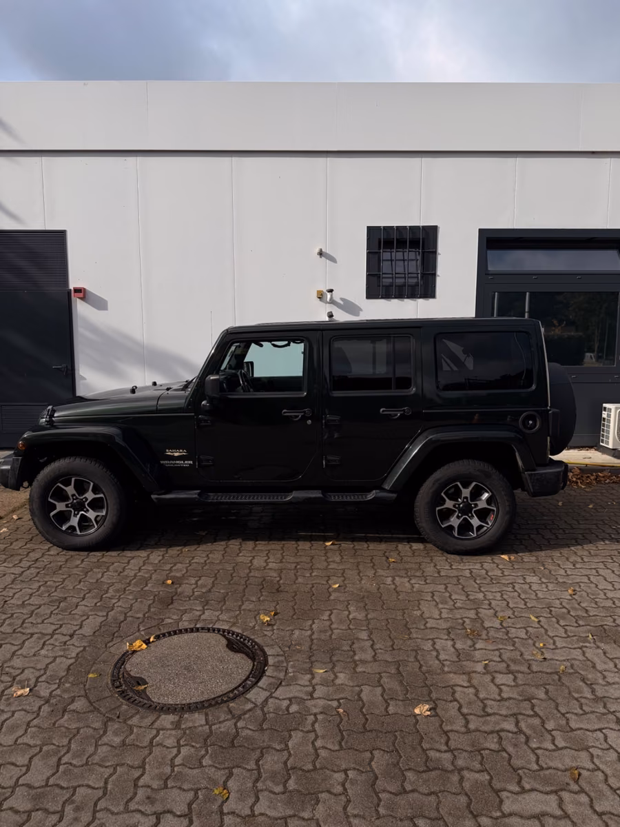 JEEP WRANGLER SAHARA 200CH 4X4
