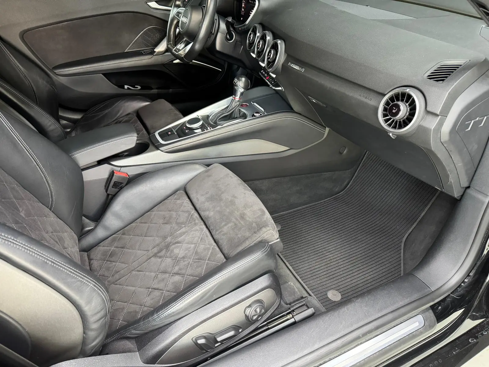 AUDI TTS COUPE 2.0 TFSI 310CH QUATTRO
