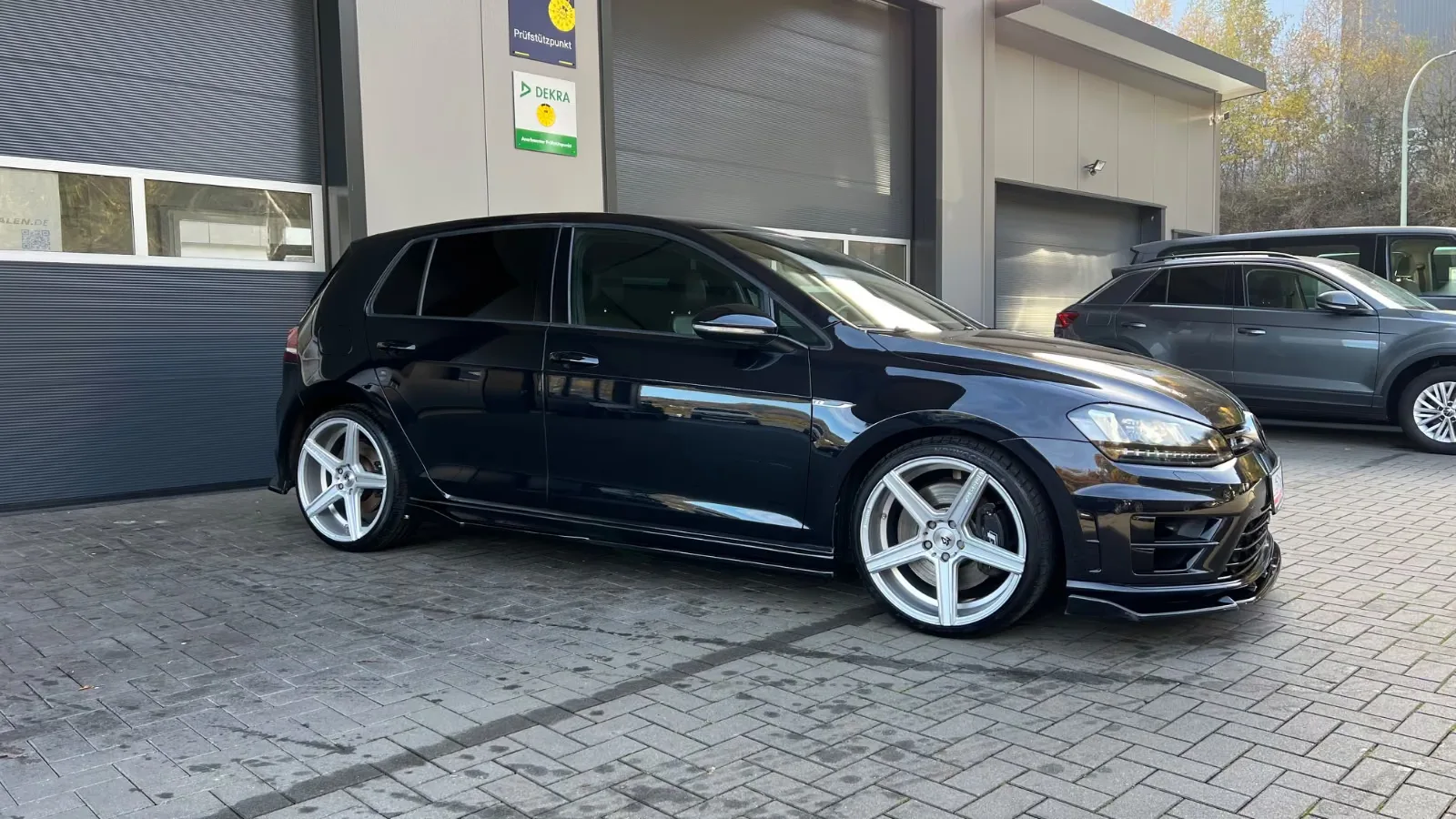 VOLKSWAGEN GOLF VII - R 4MOTION - 300 CV - BVM - HISTORIQUE COMPLET