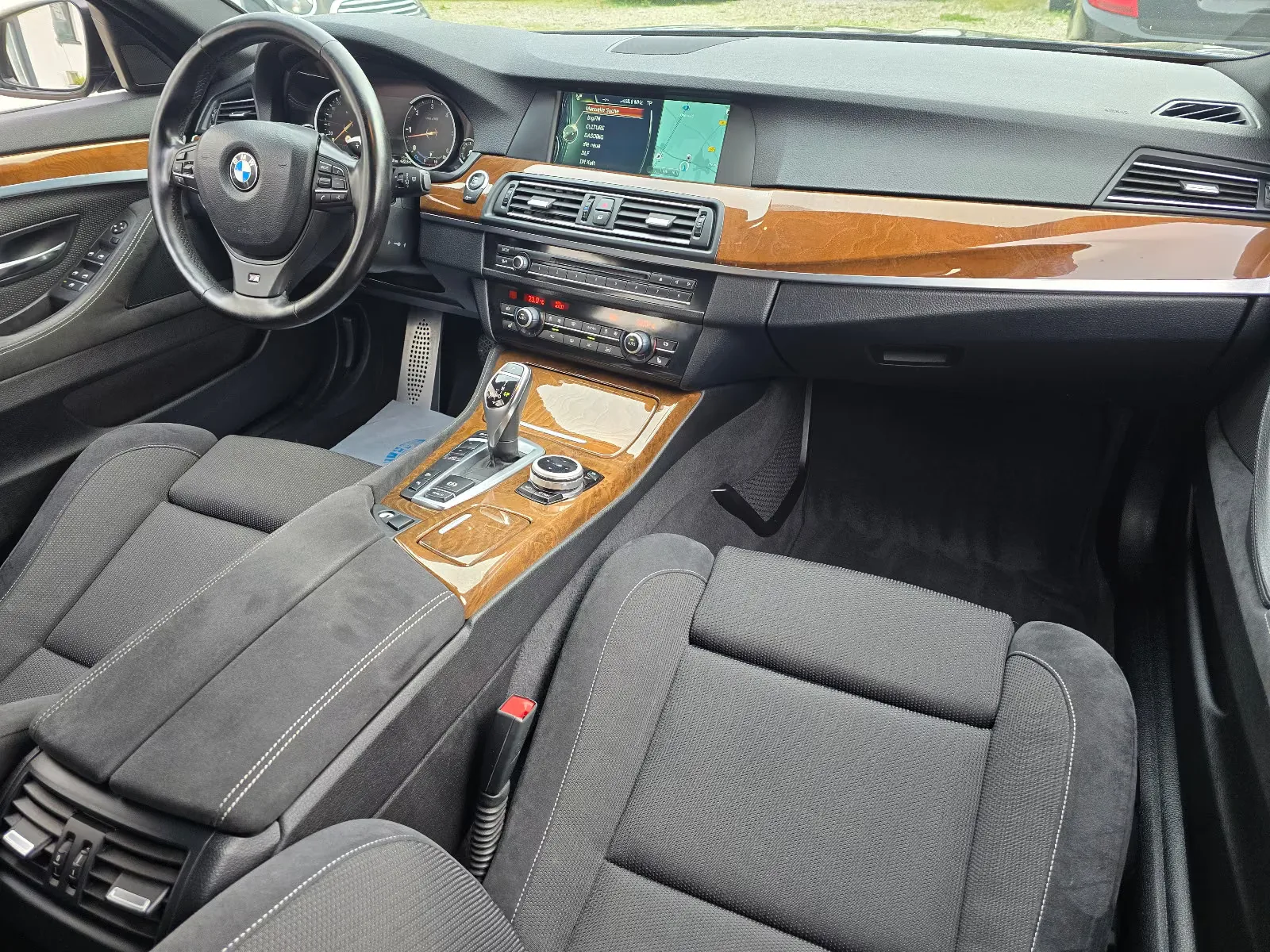 BMW 535d xDrive Touring 313 ch Pack M • Head-up • GPS Pro • Bi-Xénon • Hayon électrique