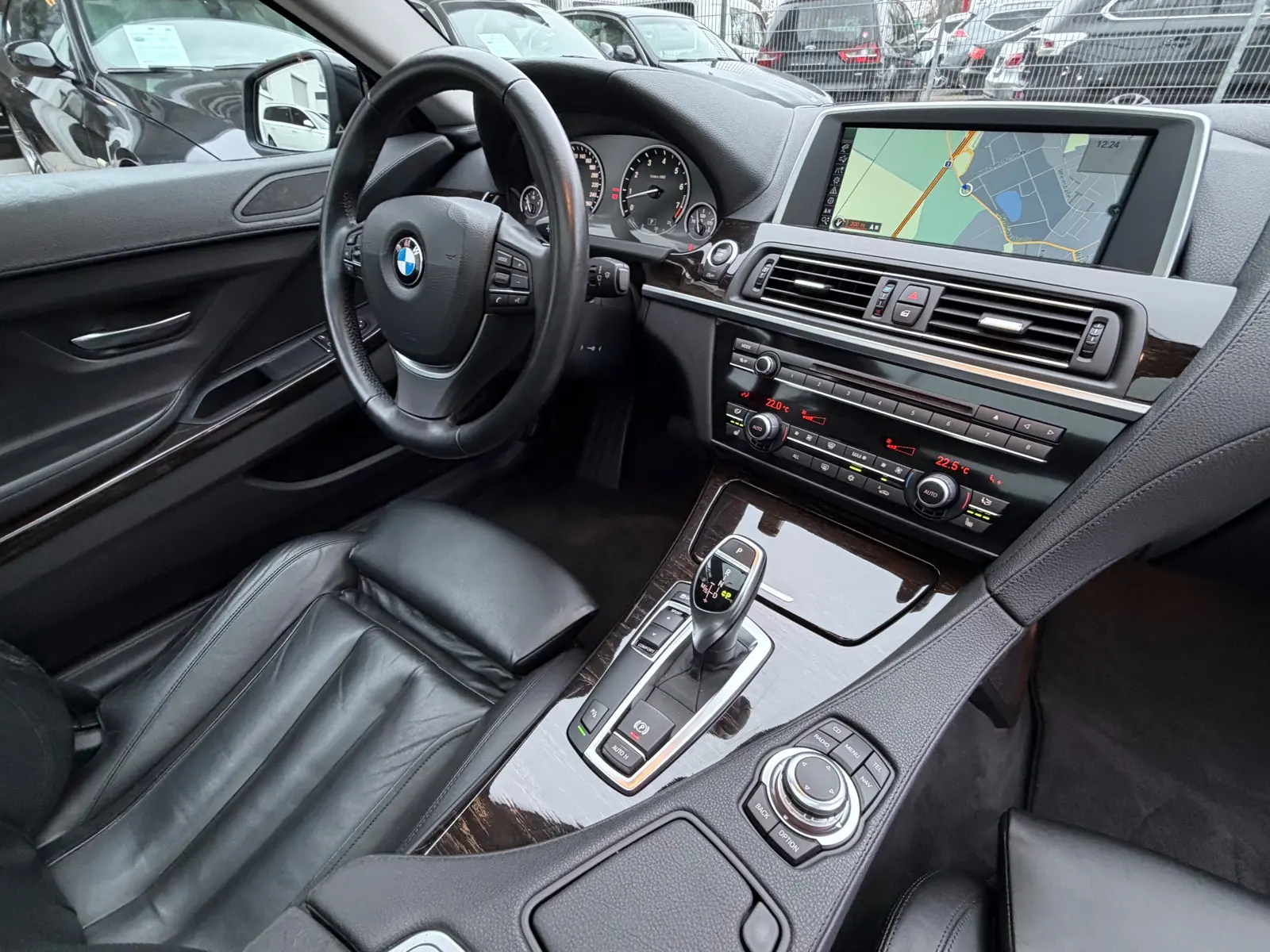 BMW 640i COUPÉ 3.0 320ch BVA - CUIR NAPPA - TOIT PANORAMIQUE - AFFICHAGE TÊTE HAUTE - CAMÉRA DE RECUL - JANTES ALPINA