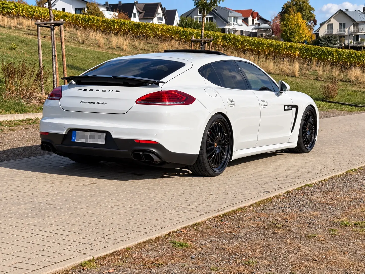 PORSCHE PANAMERA TURBO 4.8 V8 519ch PDK 4x4 - JANTES HAMANN 22" - CUIR - SIÈGES CHAUFFANTS ET VENTILÉS - TOIT OUVRANT - BOSE