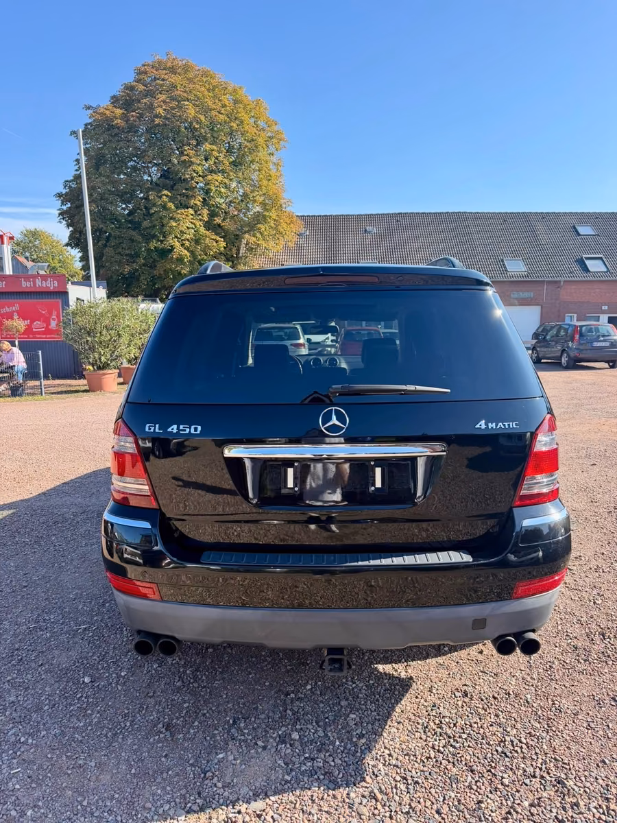 Mercedes-Benz GL 450 4Matic | 340 ch | BVA | 7 places | Toit panoramique | Suspension Airmatic | Écrans arrière | GPS