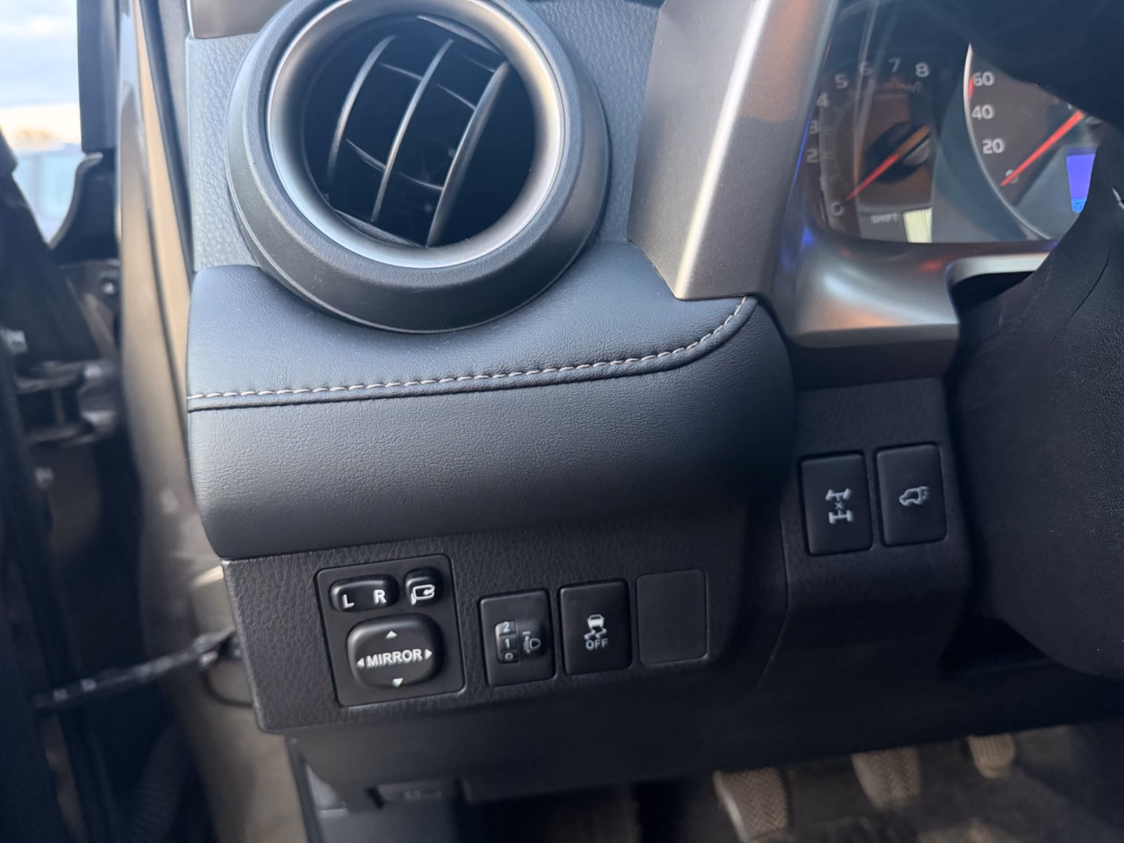 Toyota RAV4 2.0 Valvematic 151 ch 4x4 Start Edition • Caméra • Bluetooth • Clim bizone