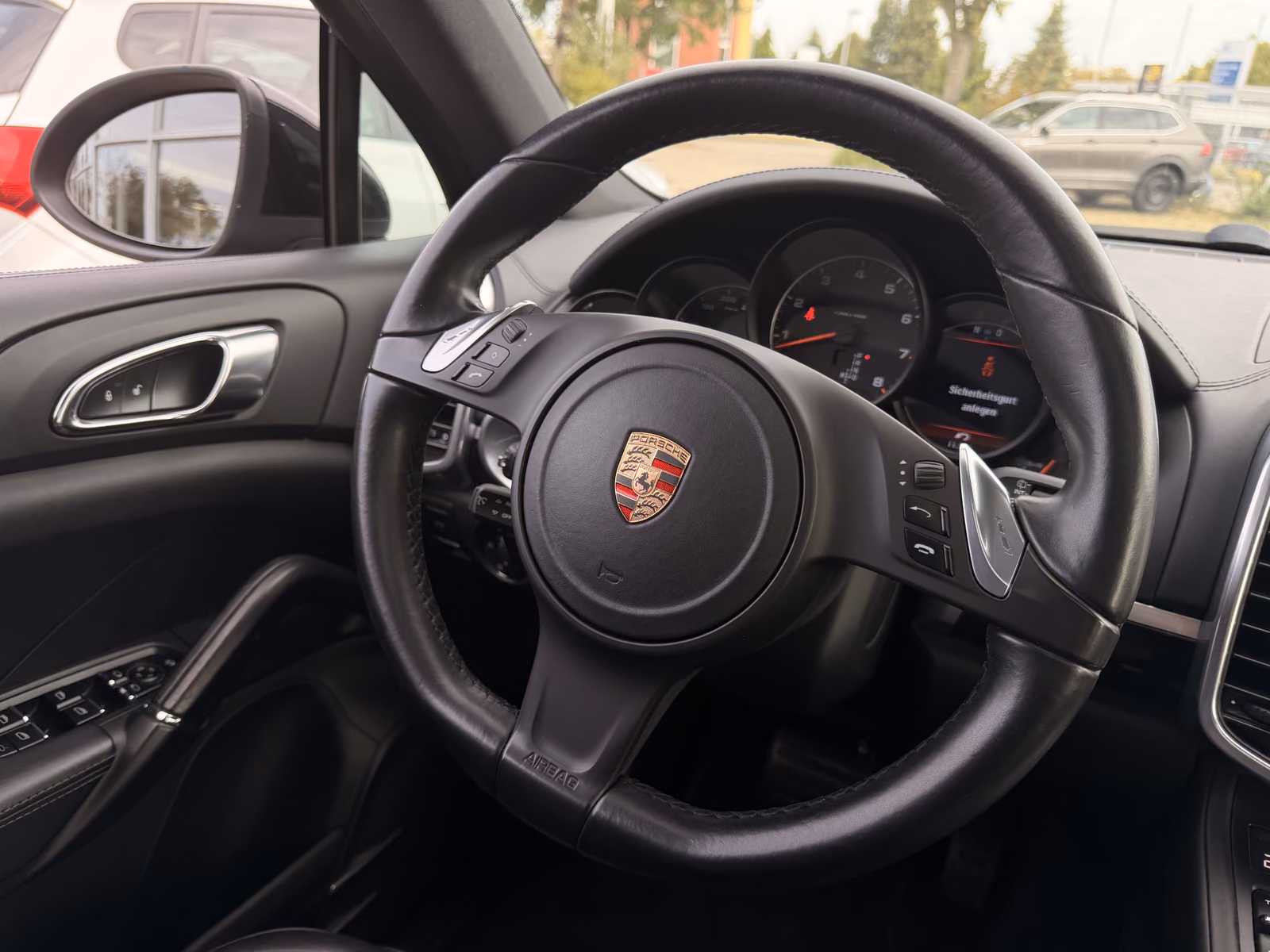 PORSCHE CAYENNE 3.6 V6 299ch TIPTRONIC 4x4 - SUSPENSION PNEUMATIQUE - CHAUFFAGE AUXILIAIRE - TOIT OUVRANT - ATTELAGE - JANTES 20"