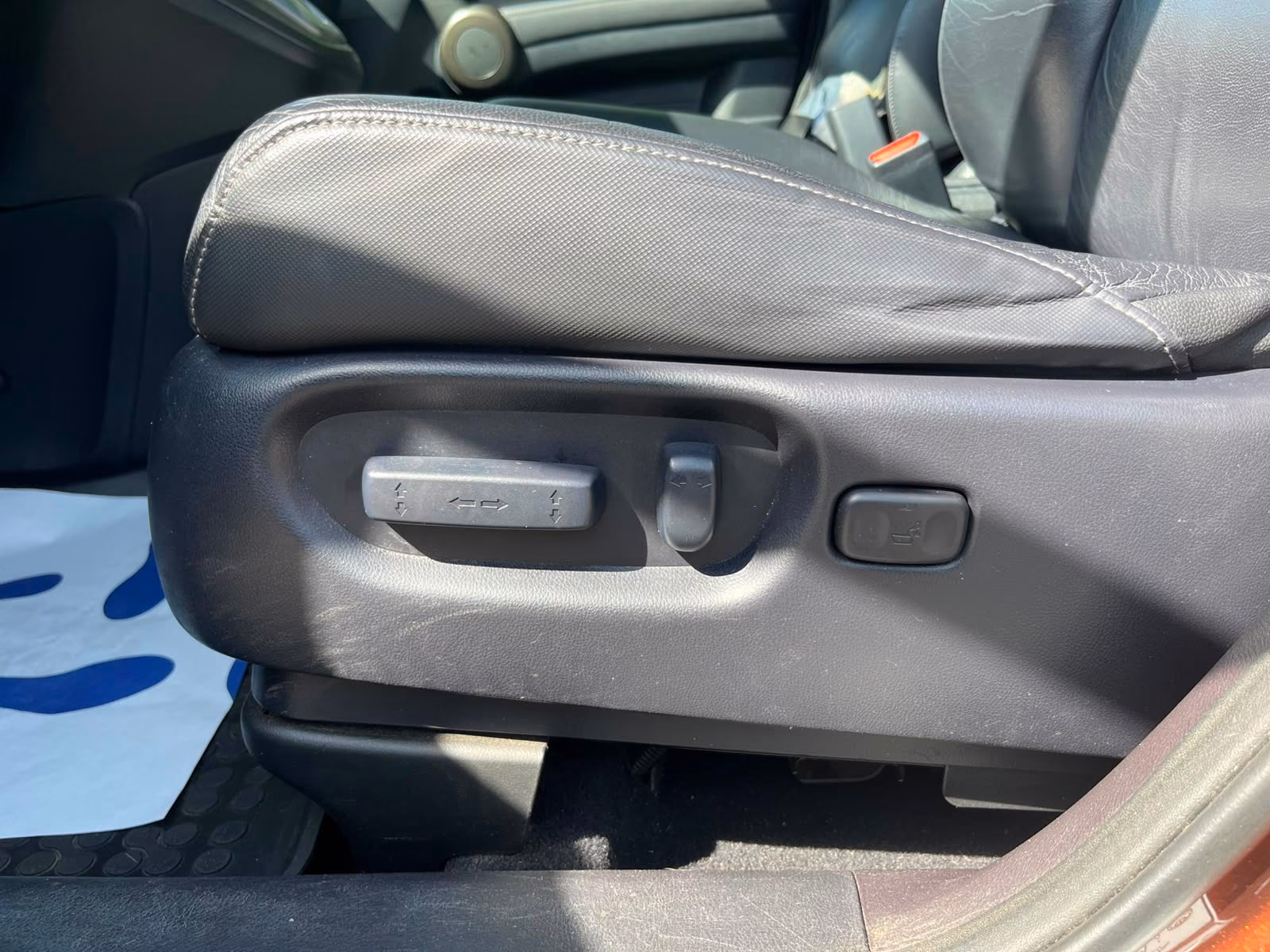 HONDA CR-V 2.2 i-DTEC EXECUTIVE 150ch BVA - 4x4 - CUIR - TOIT PANORAMIQUE - SIÈGES CHAUFFANTS - BI-XÉNON - ATTELAGE