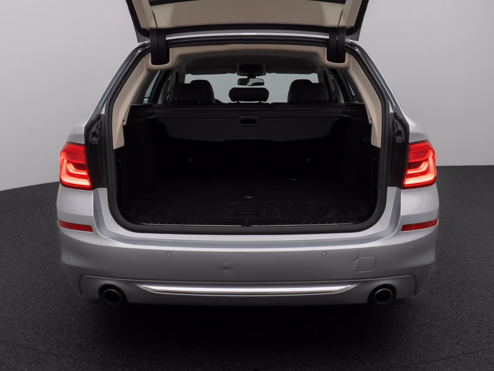 BMW 530i TOURING 252CH - LUXURY LINE -  CAMÉRA - HUD - 142.000 KMS