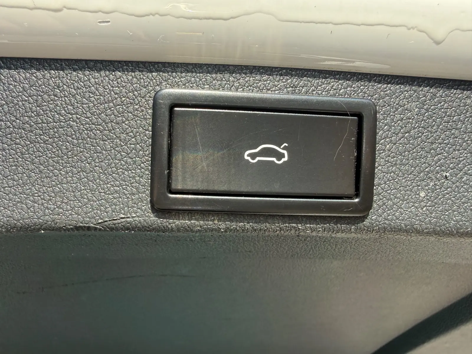 SKODA OCTAVIA COMBI RS 220CH - BVM - HAYON ÉLECTRIQUE - PACK SPORT - 127.450 KMS