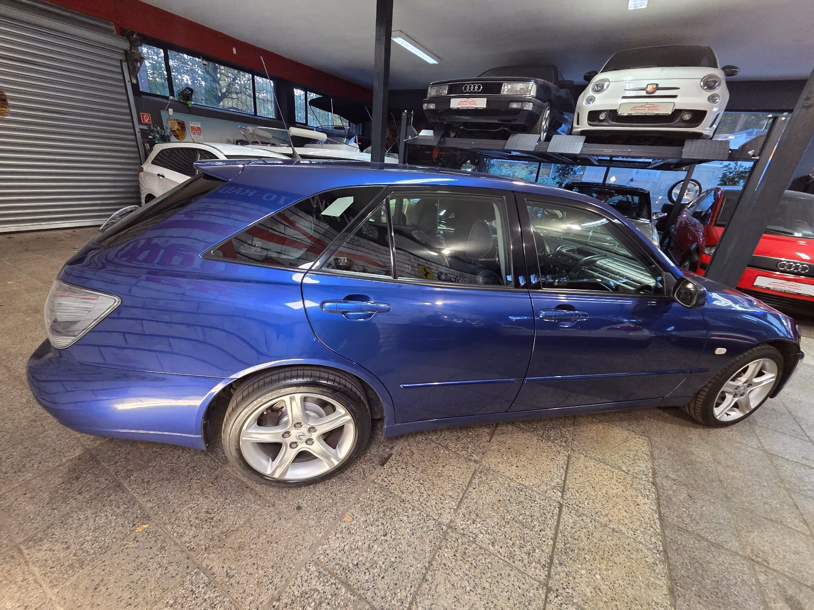 LEXUS IS 300 SPORT CROSS 3.0 V6 213ch BVA - PROPULSION - SIÈGES CHAUFFANTS - XÉNON - CLIM AUTO - PACK SPORT