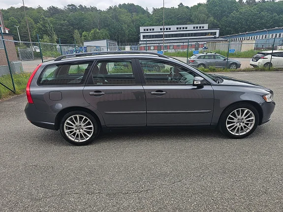 VOLVO V50 1.8 FLEXIFUEL 125CH KINETIC