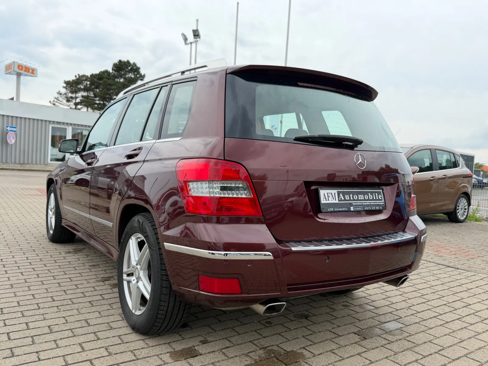 Mercedes-Benz Classe GLK 350 CDI 4MATIC Sport Edition | 231 ch | BVA | Cuir beige | GPS | Bi-xénon | Sièges à mémoire | Attelage