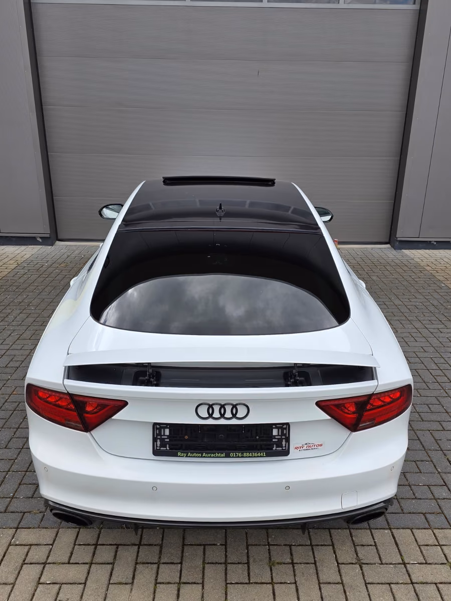 AUDI RS7 - 4.0 TFSI - 560 CV - BVA - ALCANTARA
