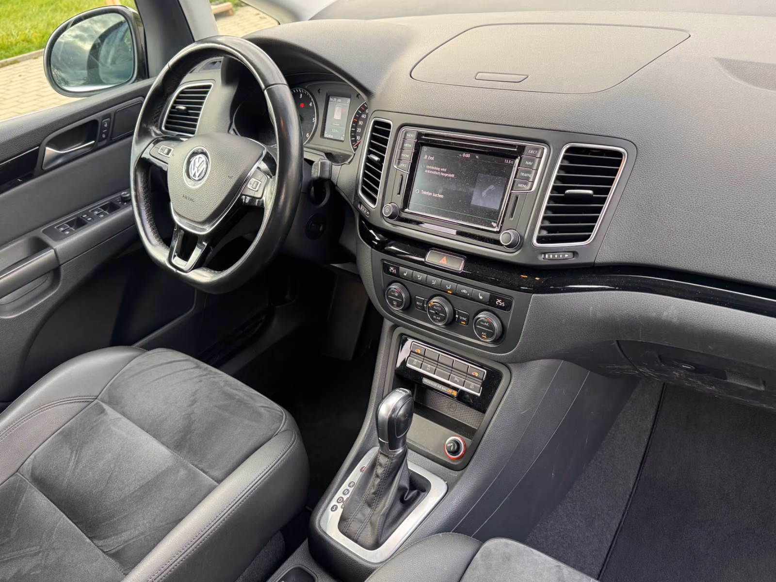 VOLKSWAGEN SHARAN 2.0 TDI 184CH DSG