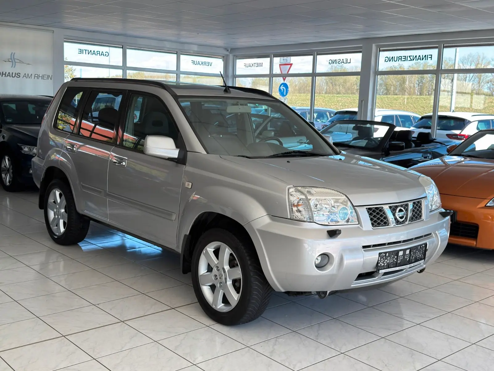 NISSAN X-TRAIL 2.2 dCi 136ch 4x4 - CUIR - TOIT PANORAMIQUE OUVRANT - SIÈGES CHAUFFANTS - SIÈGES ÉLECTRIQUES - RÉGULATEUR DE VITESSE