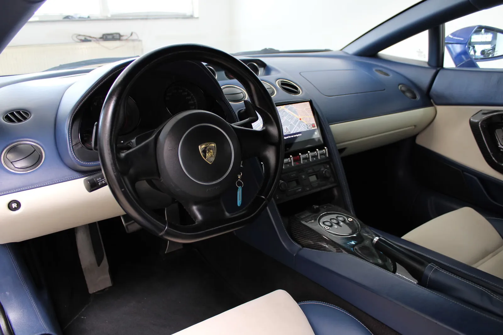 Lamborghini Gallardo LP 550-2 V10 550 ch • Phase 2 - Propulsion • E-Gear • 71 500 km • Cuir