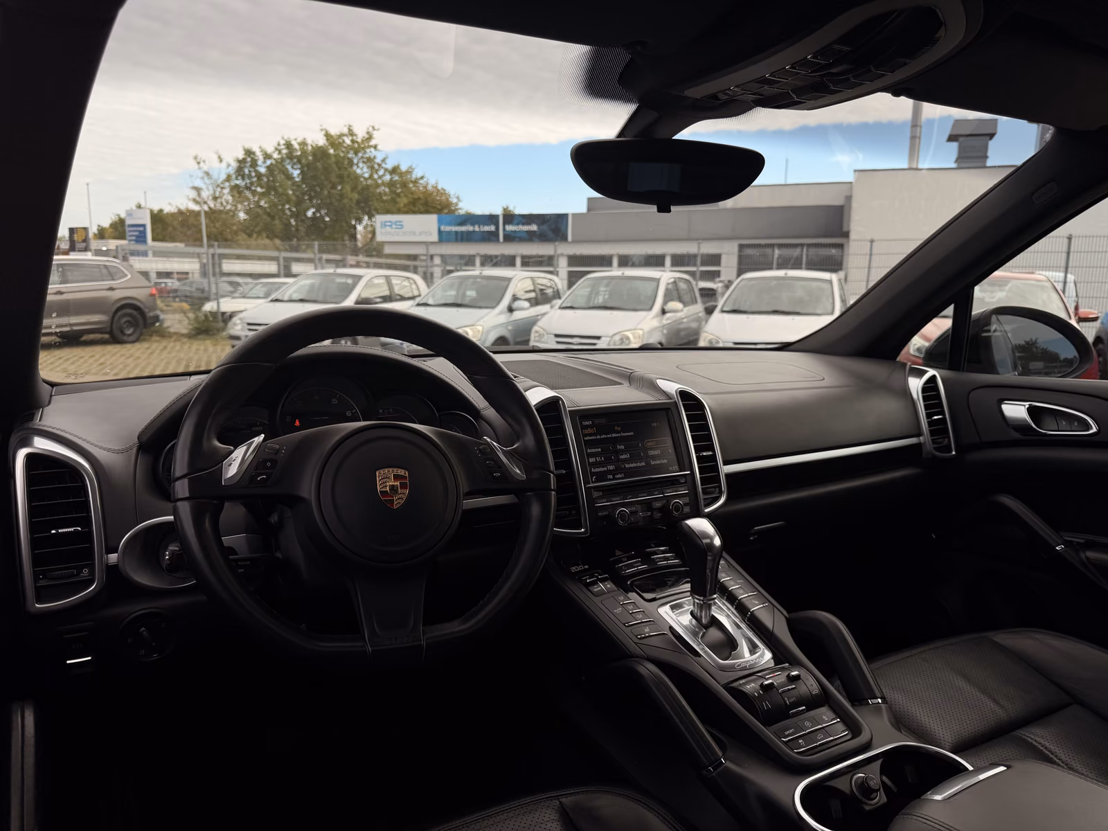 PORSCHE CAYENNE 3.6 V6 299ch TIPTRONIC 4x4 - SUSPENSION PNEUMATIQUE - CHAUFFAGE AUXILIAIRE - TOIT OUVRANT - ATTELAGE - JANTES 20"