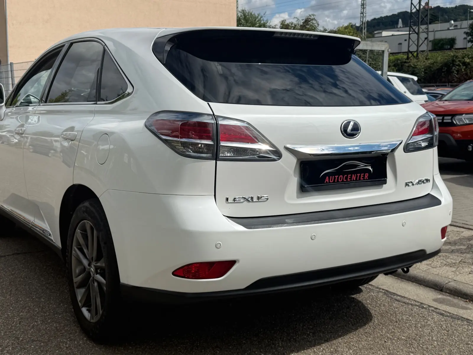 LEXUS RX 450h V6 3.5 HYBRIDE 299ch 4x4 BVA - CUIR - TOIT PANORAMIQUE - AFFICHAGE TÊTE HAUTE - CAMÉRA 360° - SIÈGES CHAUFFANTS