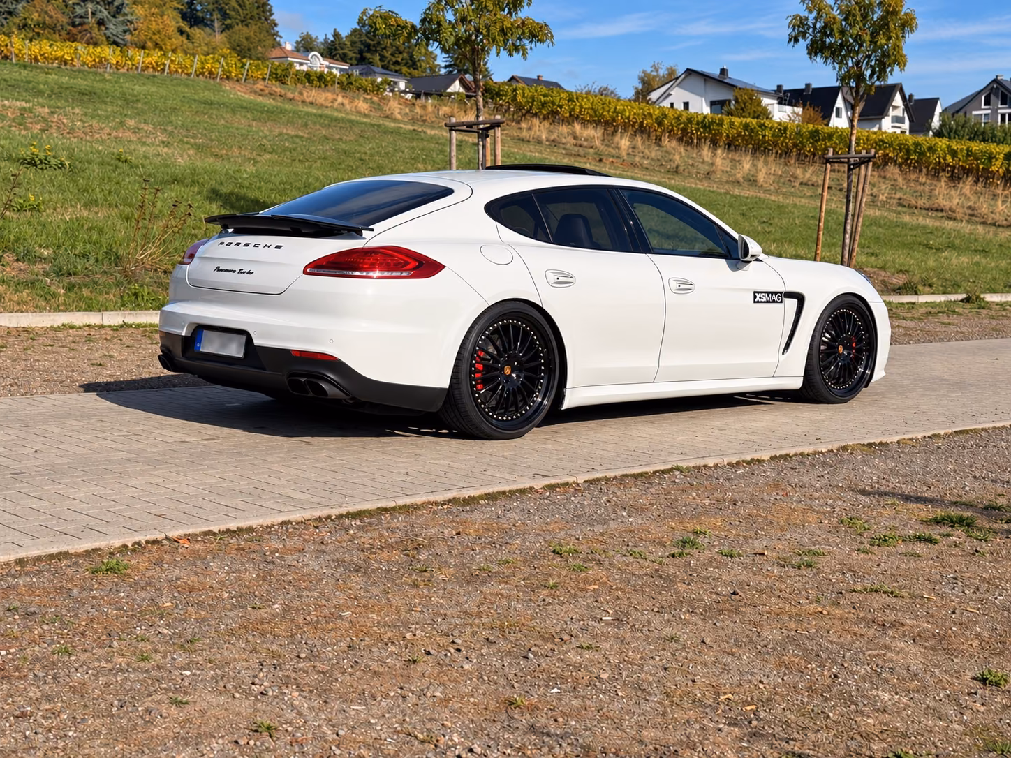 PORSCHE PANAMERA TURBO 4.8 V8 519ch PDK 4x4 - JANTES HAMANN 22" - CUIR - SIÈGES CHAUFFANTS ET VENTILÉS - TOIT OUVRANT - BOSE