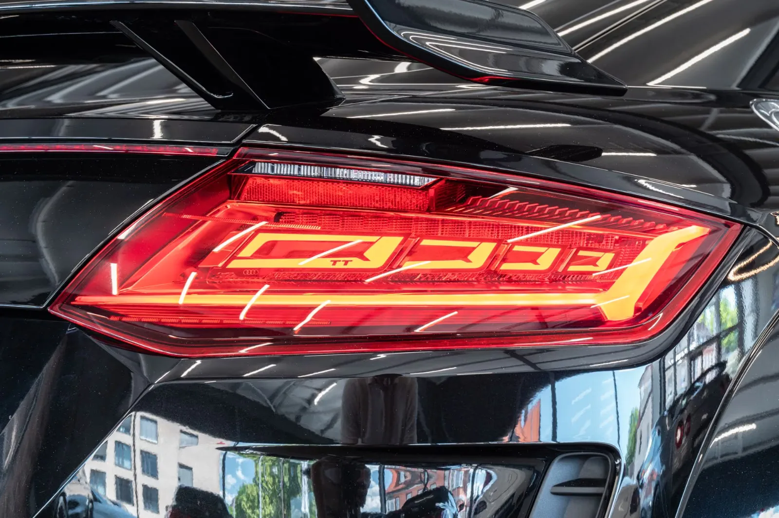 Audi TT RS Coupé 2.5 TFSI quattro ABT 470 ch • 1ère Main - 15 400 km • Matrix • OLED • B&O • Carbone • 20"