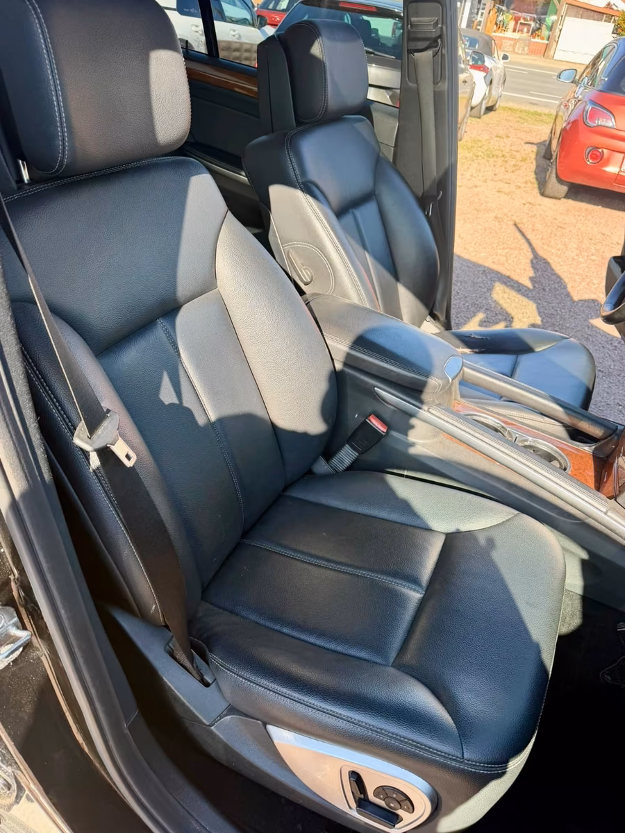 Mercedes-Benz GL 450 4Matic | 340 ch | BVA | 7 places | Toit panoramique | Suspension Airmatic | Écrans arrière | GPS