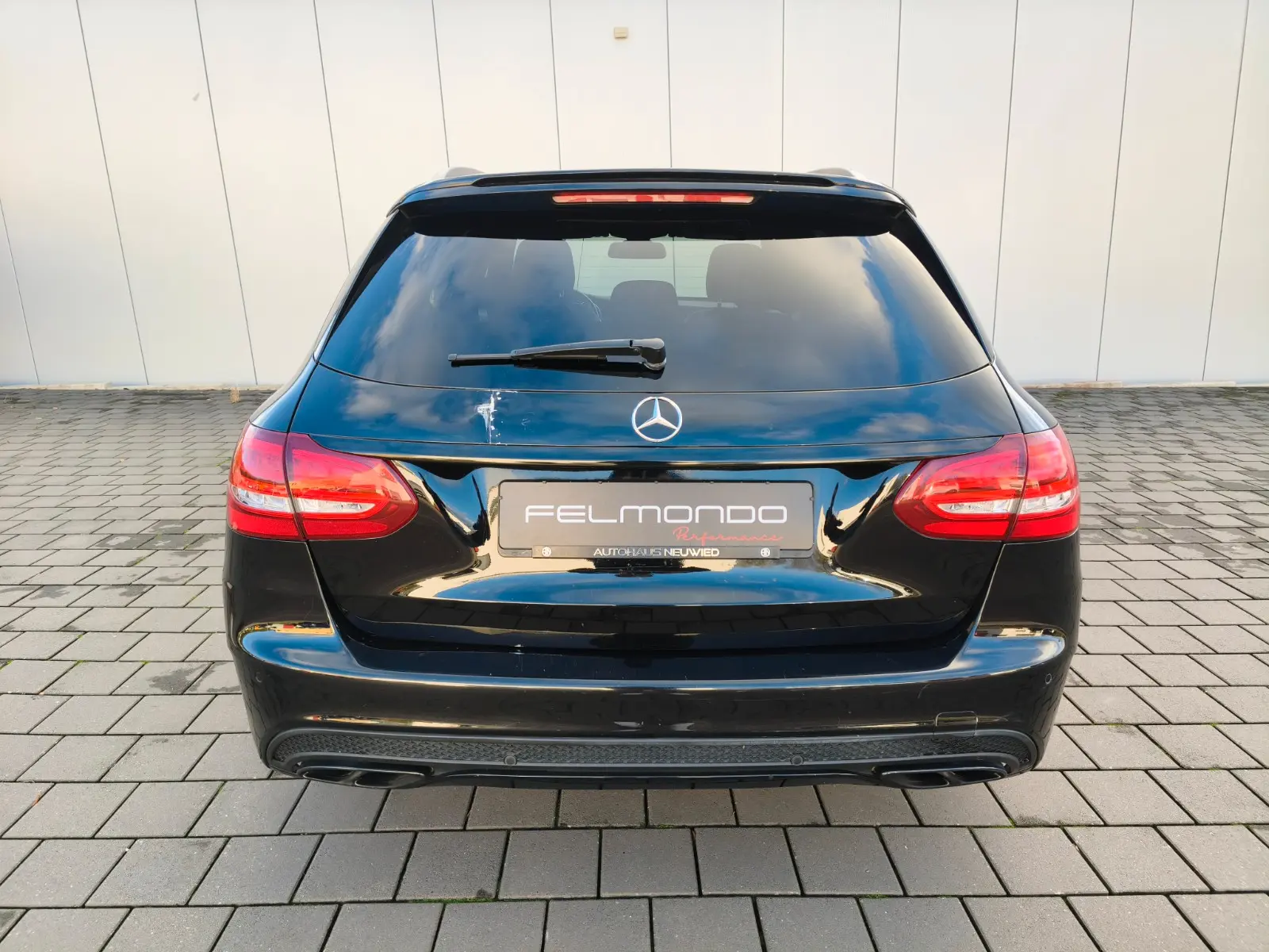Mercedes-Benz Classe C 43 AMG 4MATIC Break Night Paket | 367 ch | BVA | Hayon électrique | Pack sport | Sièges électriques à mémoire